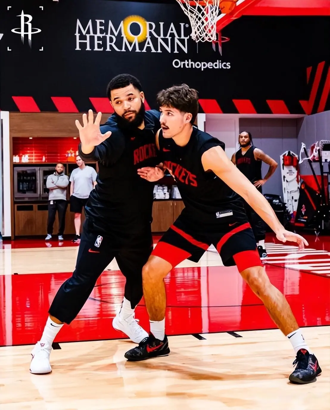 但进不了季, 连进季后赛, yid